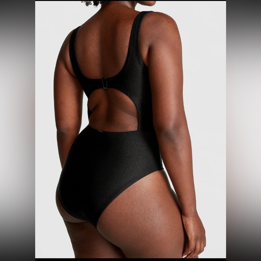 NWT PINK Victoria’s Secret Black Twist It Cut Out One-Piece Swimsuit XXL - Picture 11 of 11
